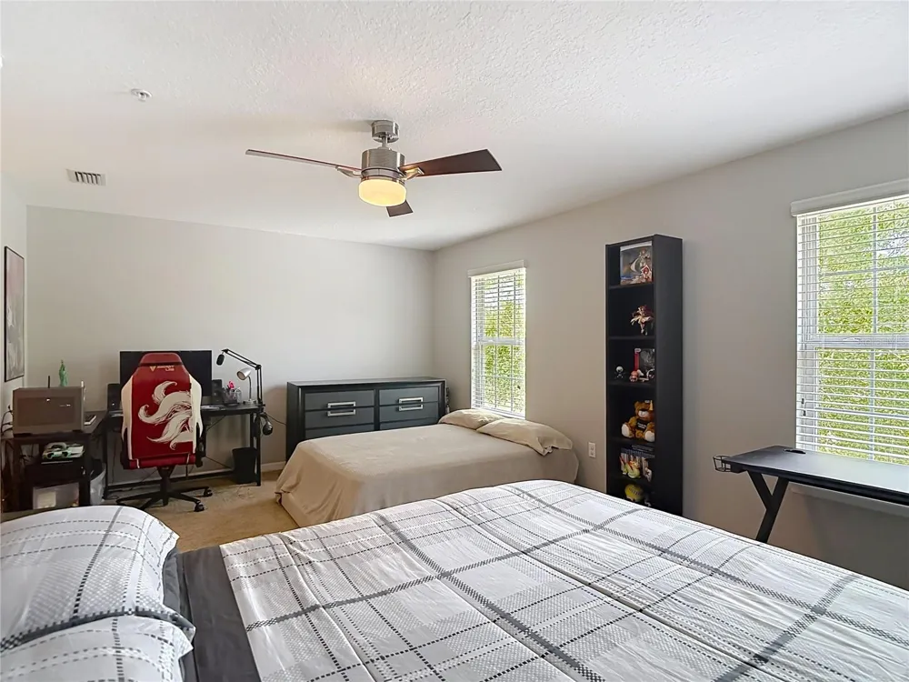 8615 ANDALUCIA FIELD DRIVE Tampa, FL 33637