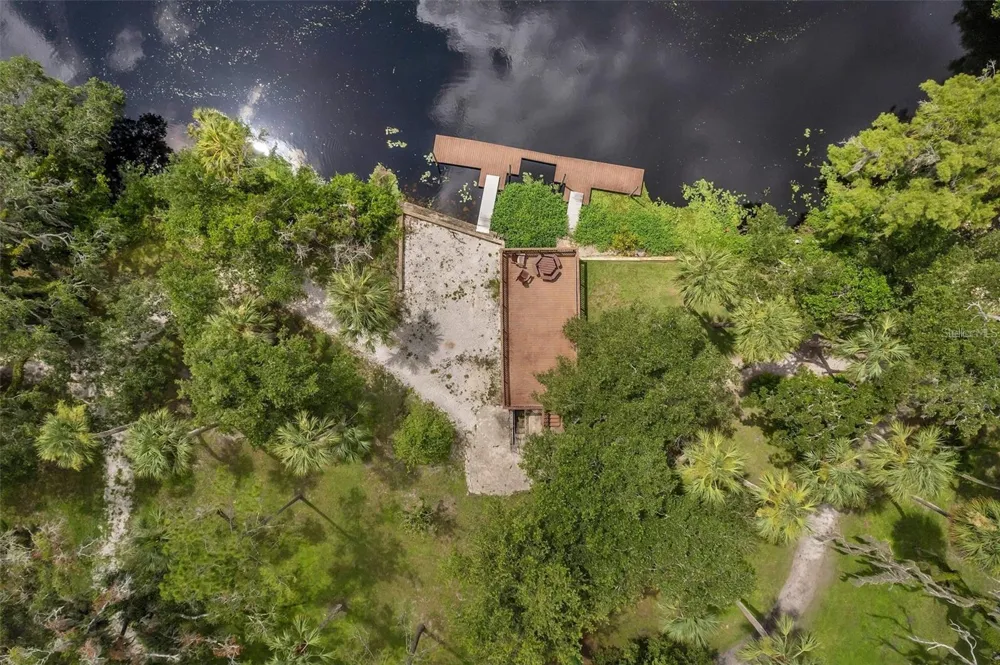 8615 ANDALUCIA FIELD DRIVE Tampa, FL 33637