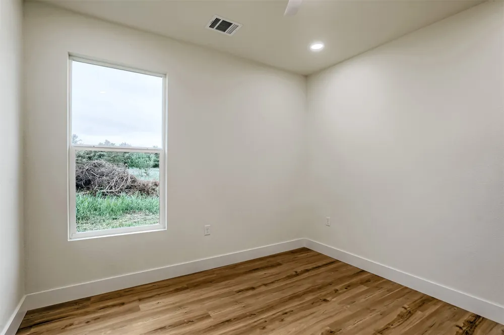 137 E Pauwela Lane Bastrop, TX 78602