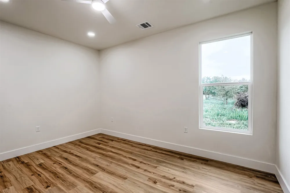 137 E Pauwela Lane Bastrop, TX 78602