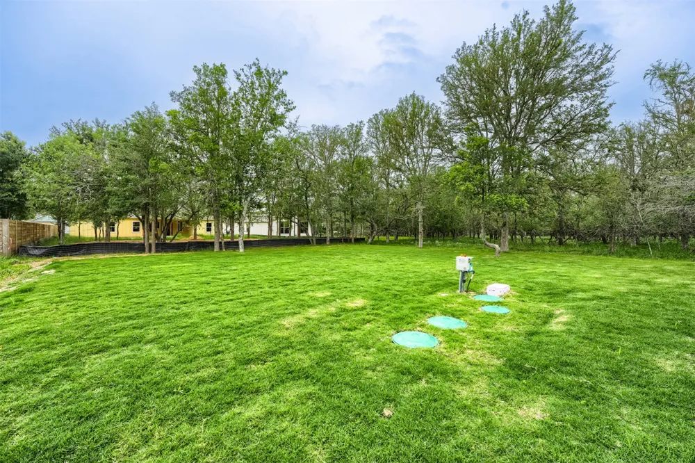 137 E Pauwela Lane Bastrop, TX 78602