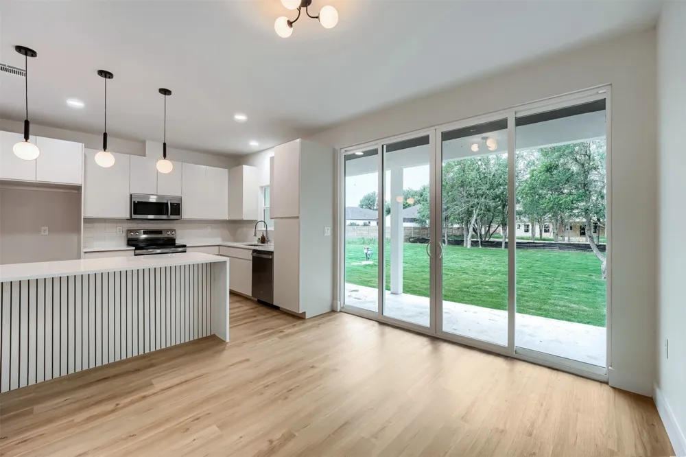 137 E Pauwela Lane Bastrop, TX 78602