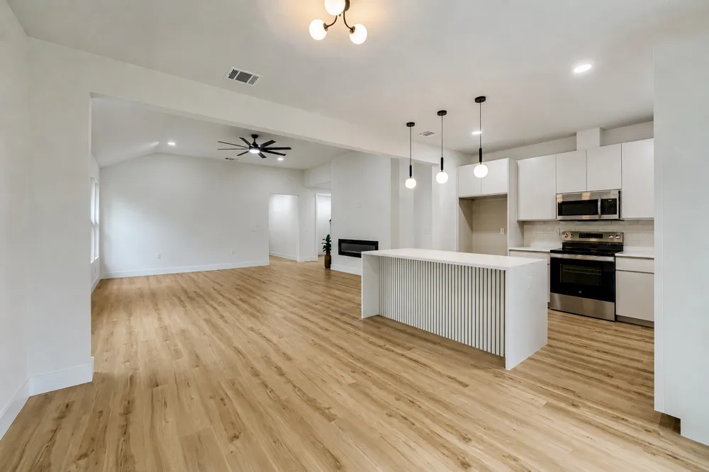 137 E Pauwela Lane Bastrop, TX 78602