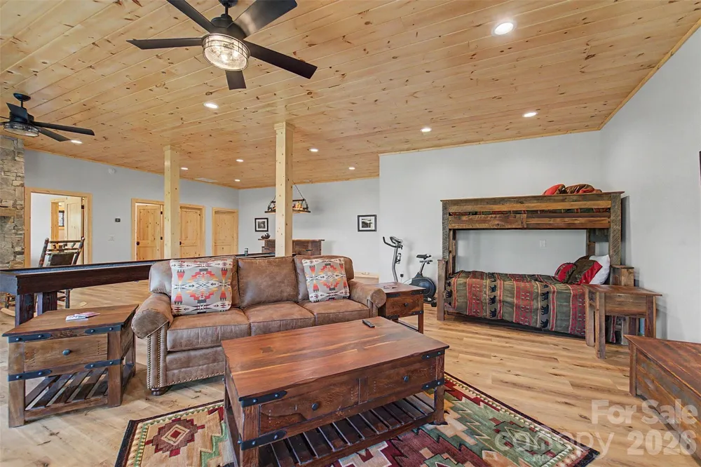 716 Equestrian Drive Bryson City, NC 28713