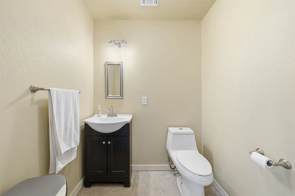 169 Ann Powell Road Smithville, TX 78957
