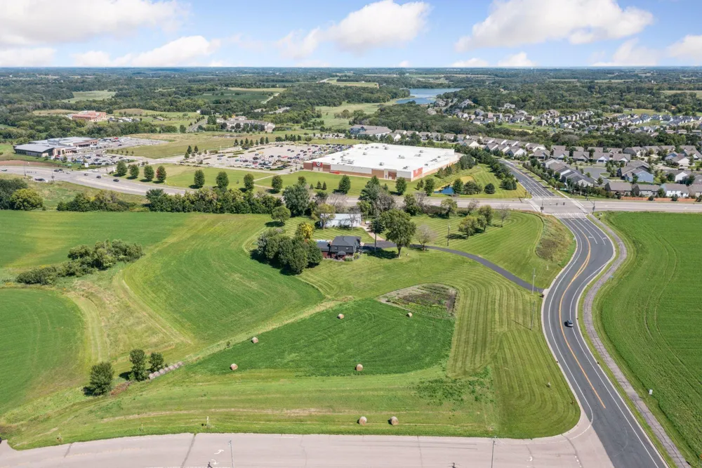 700 10th Street E Waconia, MN 55387