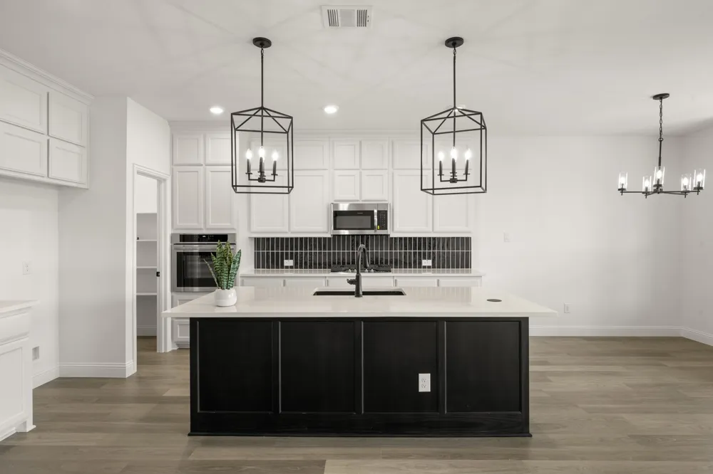 708 Auburn Avenue Midlothian, TX 76065