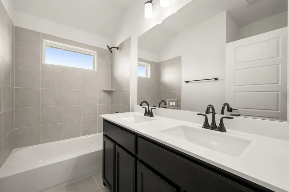 708 Auburn Avenue Midlothian, TX 76065