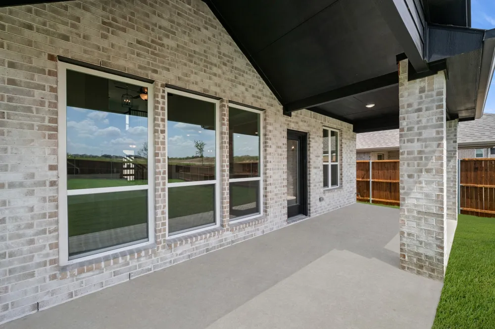 708 Auburn Avenue Midlothian, TX 76065