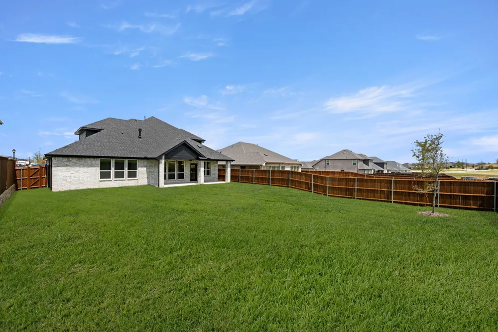 708 Auburn Avenue Midlothian, TX 76065