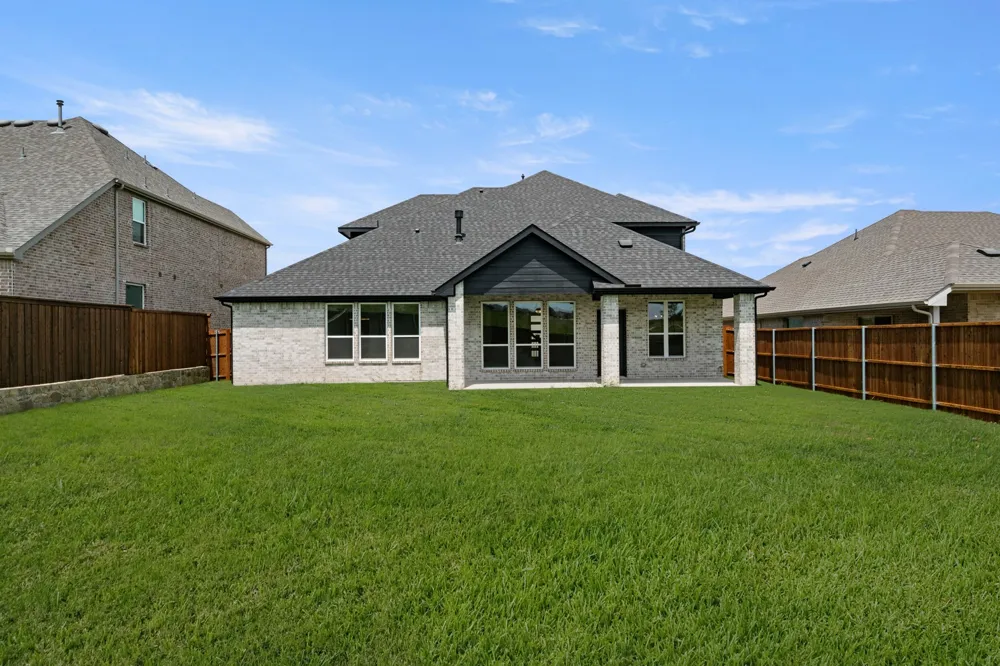 708 Auburn Avenue Midlothian, TX 76065