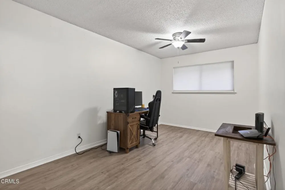 1335 Edgewood Way Oxnard, CA 93030