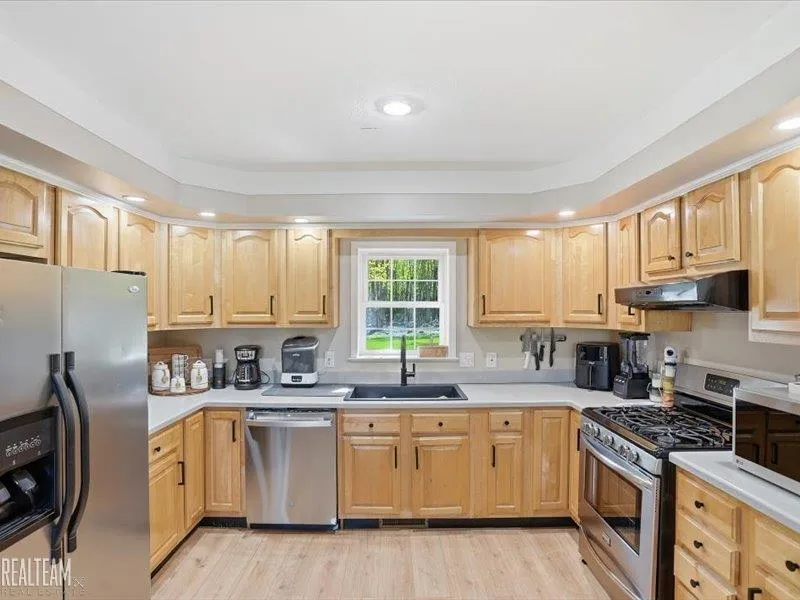 7932 Kilgore Road Greenwood Township, MI 48006