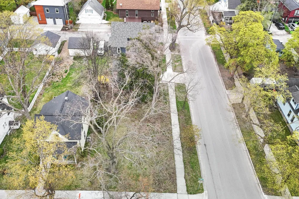 302 W Tenth Street Traverse City City, MI 49684