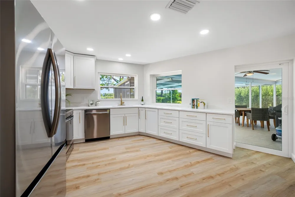 656 MEHLENBACHER ROAD Belleair, FL 33756