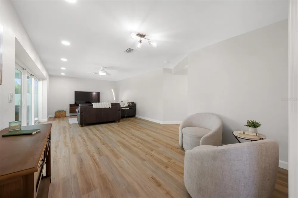 656 MEHLENBACHER ROAD Belleair, FL 33756