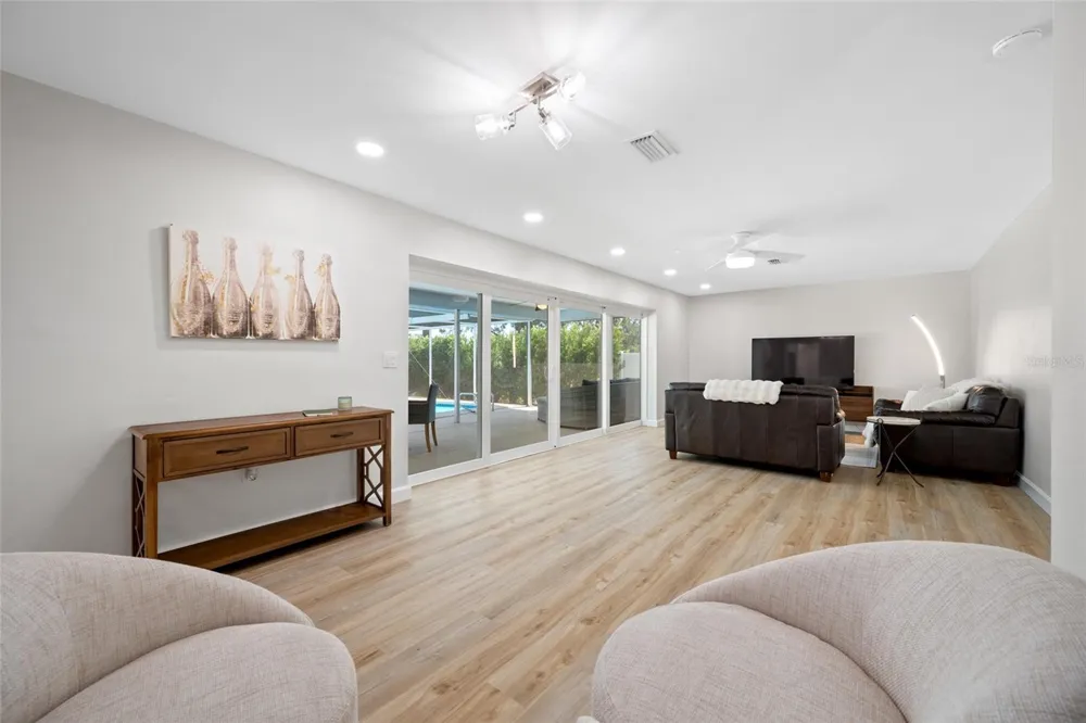 656 MEHLENBACHER ROAD Belleair, FL 33756