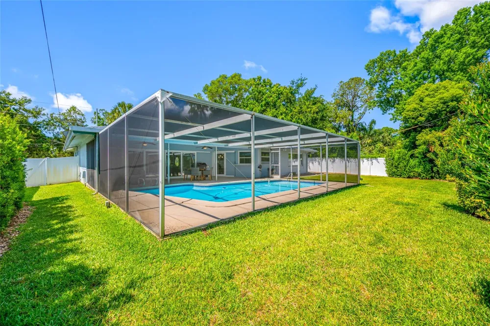 656 MEHLENBACHER ROAD Belleair, FL 33756