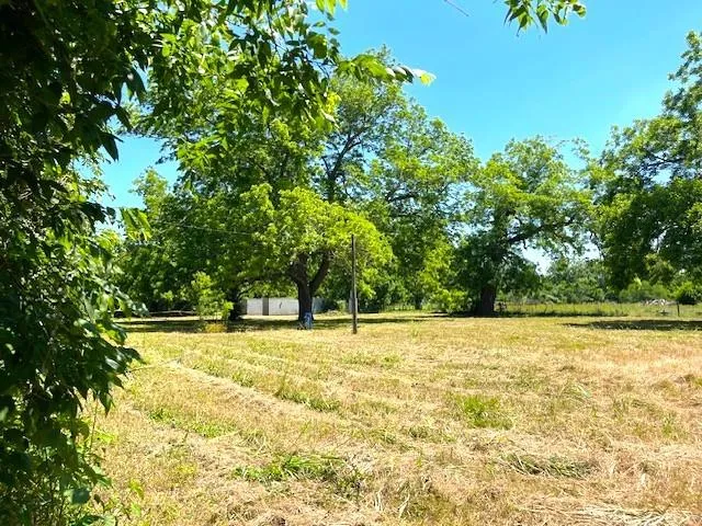 2125 Peach Ridge Road Brookshire, TX 77423