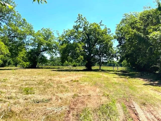 2125 Peach Ridge Road Brookshire, TX 77423