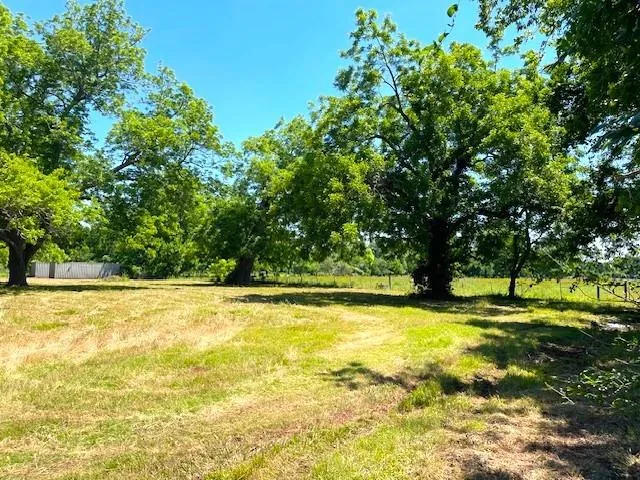 2125 Peach Ridge Road Brookshire, TX 77423
