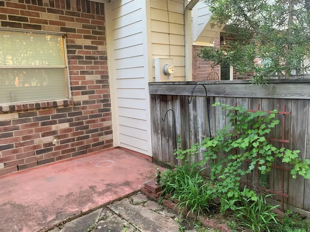 2910 Grants Lake Boulevard #1304 Sugar Land, TX 77479