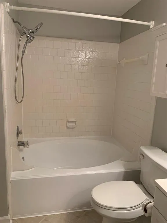 2910 Grants Lake Boulevard #1304 Sugar Land, TX 77479