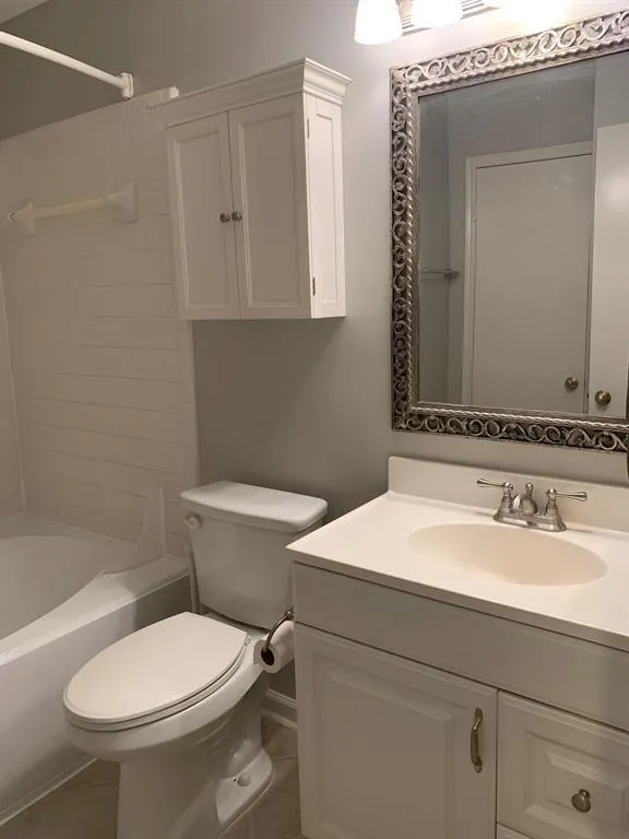 2910 Grants Lake Boulevard #1304 Sugar Land, TX 77479