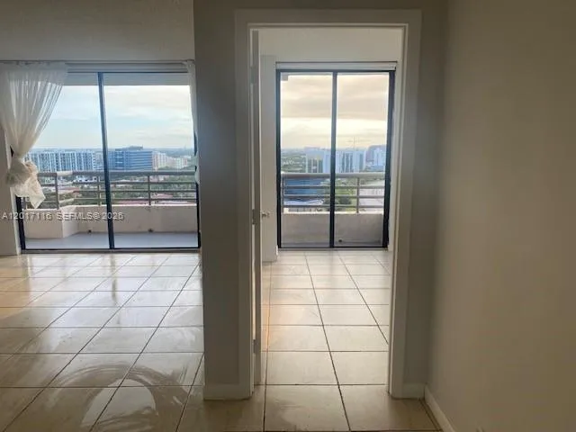 3300 NE 191st St #1906 Aventura, FL 33180