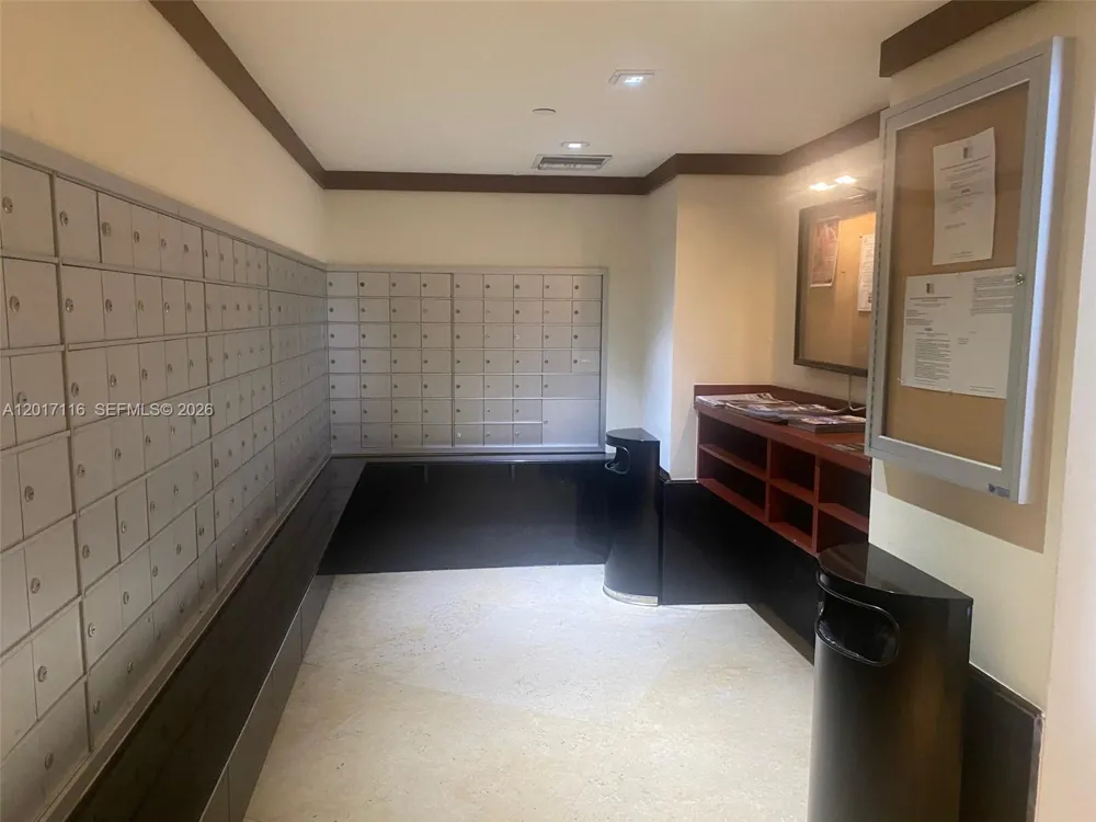 3300 NE 191st St #1906 Aventura, FL 33180