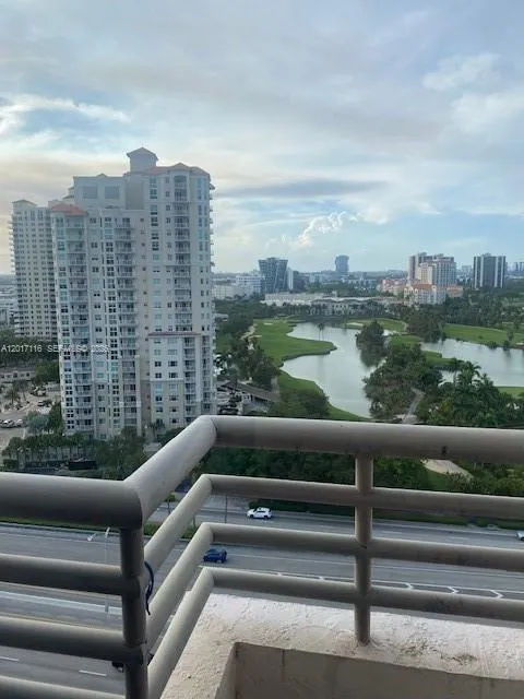 3300 NE 191st St #1906 Aventura, FL 33180