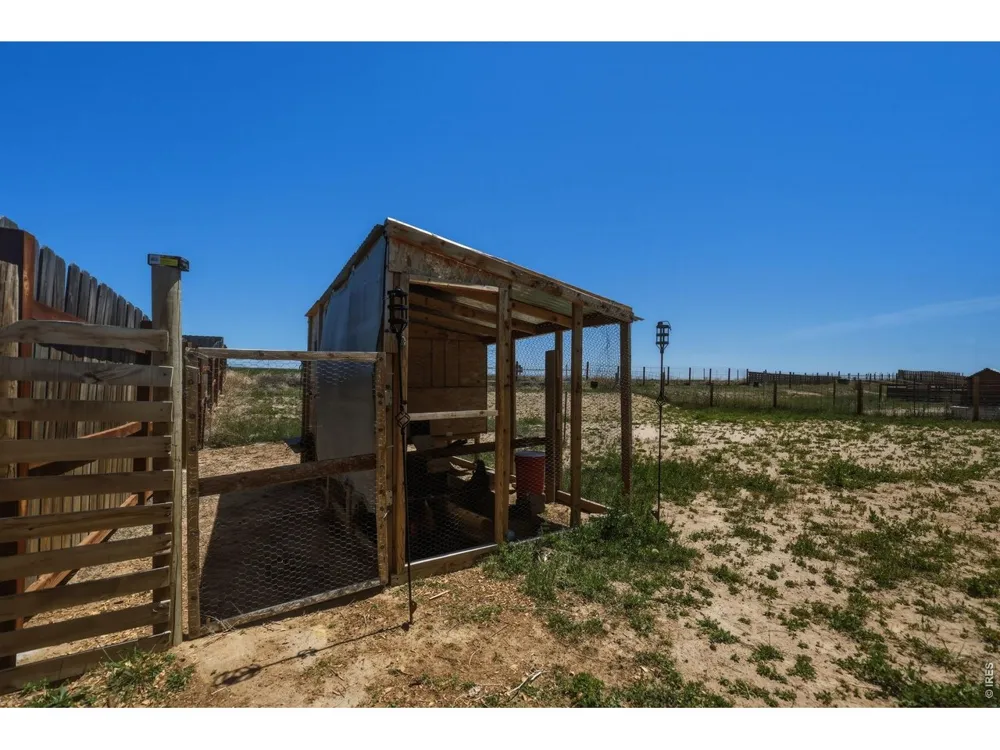 484 S 3rd Avenue Deer Trail, CO 80105