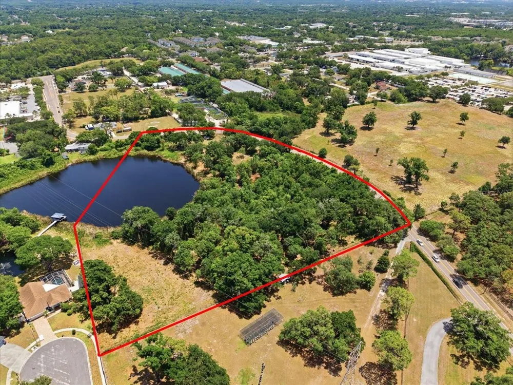 8901 S MOBLEY ROAD Tampa, FL 33626