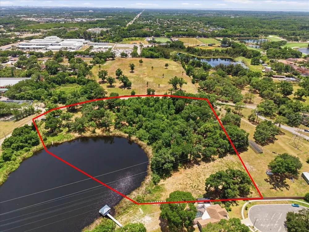 8901 S MOBLEY ROAD Tampa, FL 33626