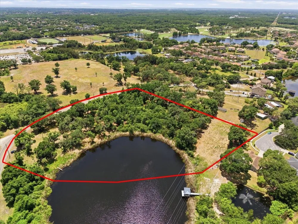8901 S MOBLEY ROAD Tampa, FL 33626