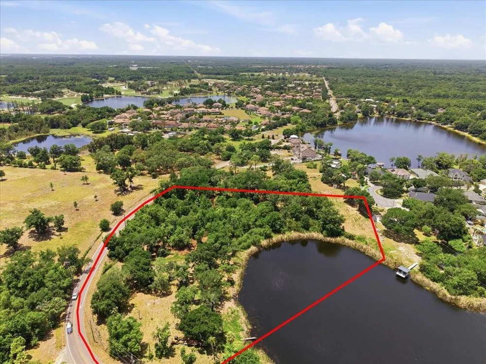 8901 S MOBLEY ROAD Tampa, FL 33626