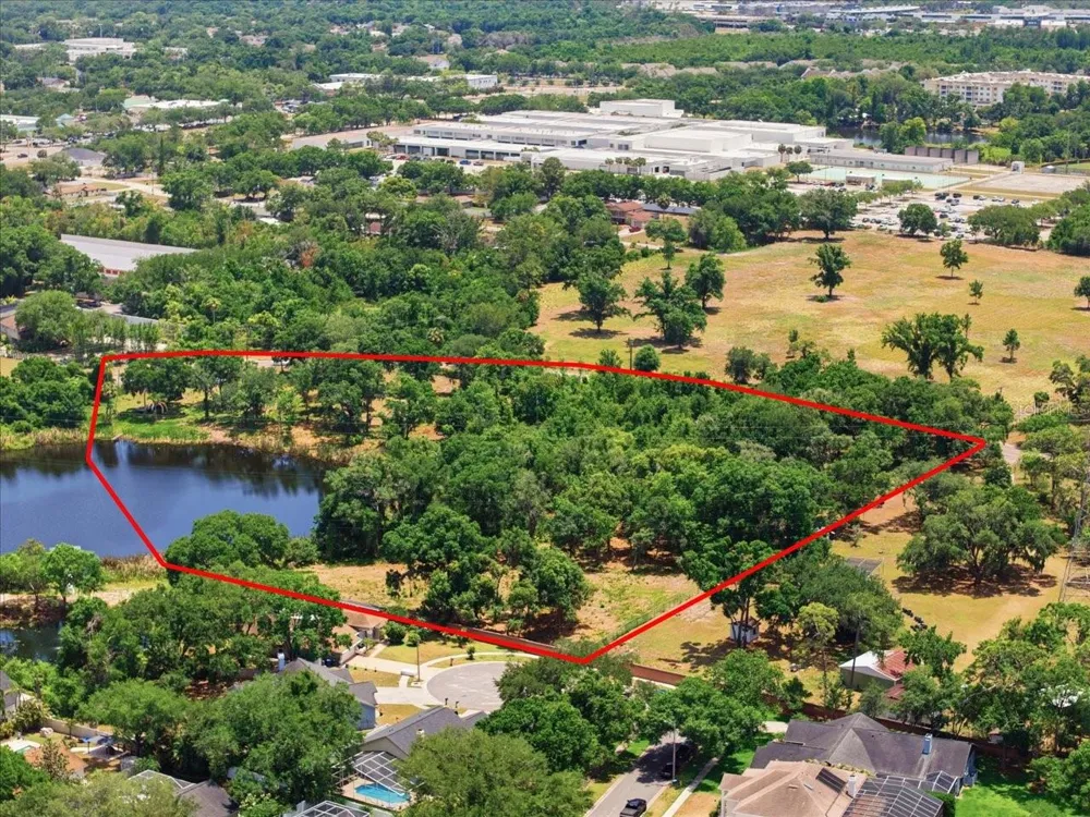 8901 S MOBLEY ROAD Tampa, FL 33626