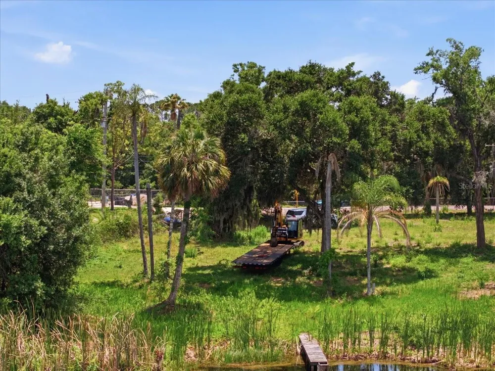 8901 S MOBLEY ROAD Tampa, FL 33626