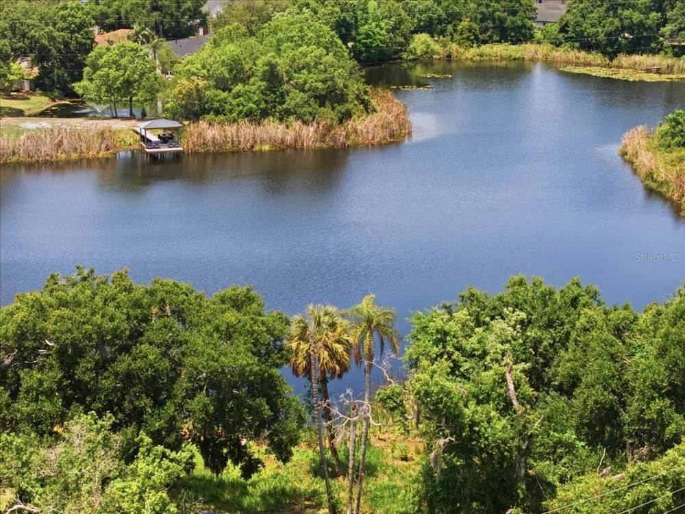 8901 S MOBLEY ROAD Tampa, FL 33626