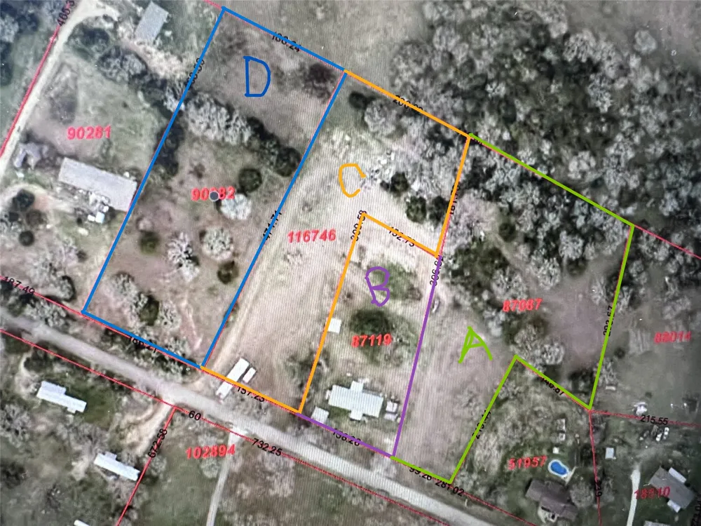 160 Rosanky Cattle Company Road Smithville, TX 78957