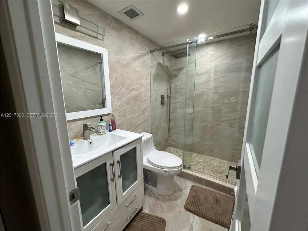 1950 S Ocean Dr #4B Hallandale Beach, FL 33009