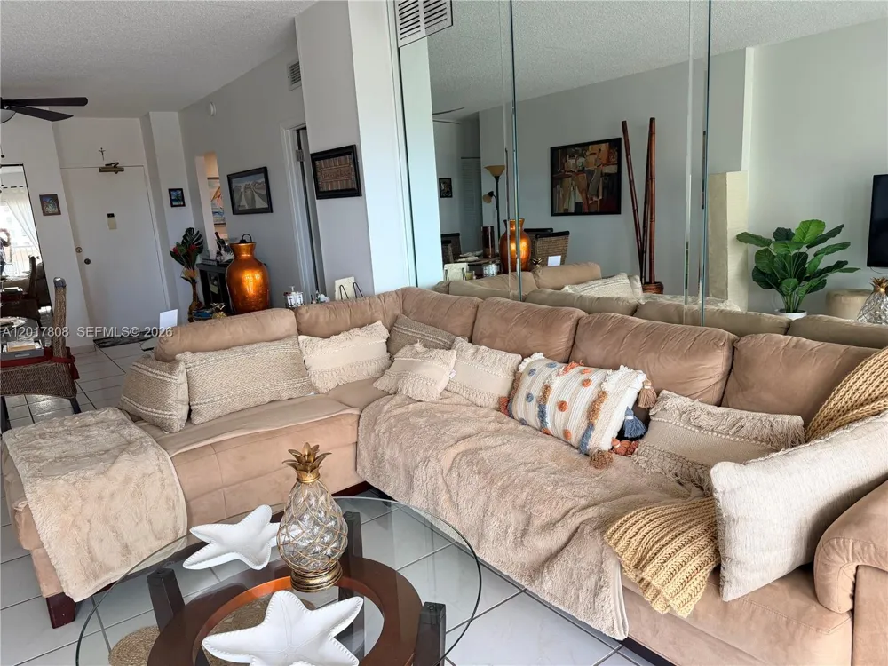 1950 S Ocean Dr #4B Hallandale Beach, FL 33009