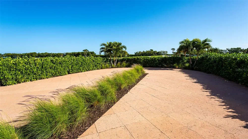 3060 GRAND BAY BOULEVARD #172 Longboat Key, FL 34228