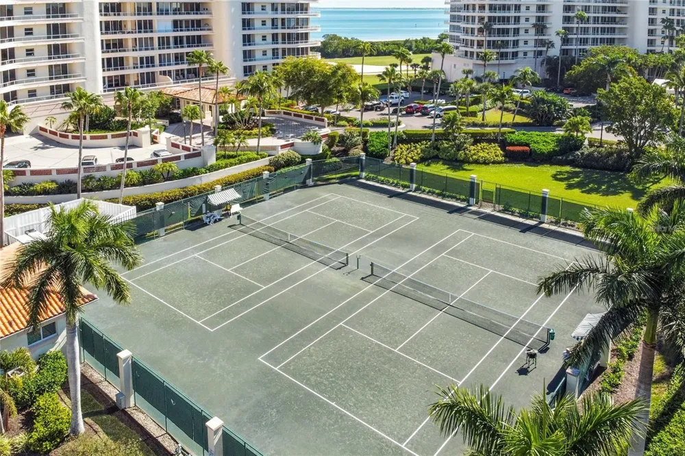 3060 GRAND BAY BOULEVARD #172 Longboat Key, FL 34228