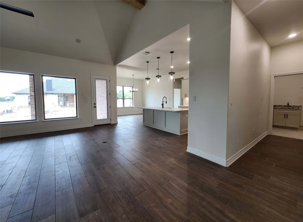 801 Golden Eagle Cove Salado, TX 76571