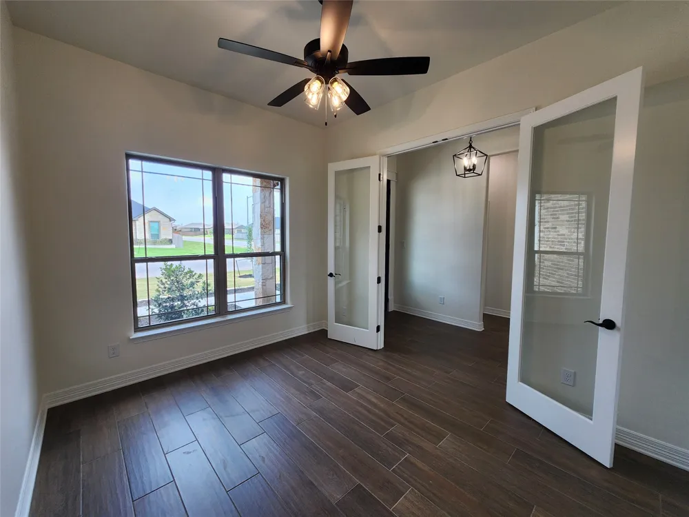 801 Golden Eagle Cove Salado, TX 76571