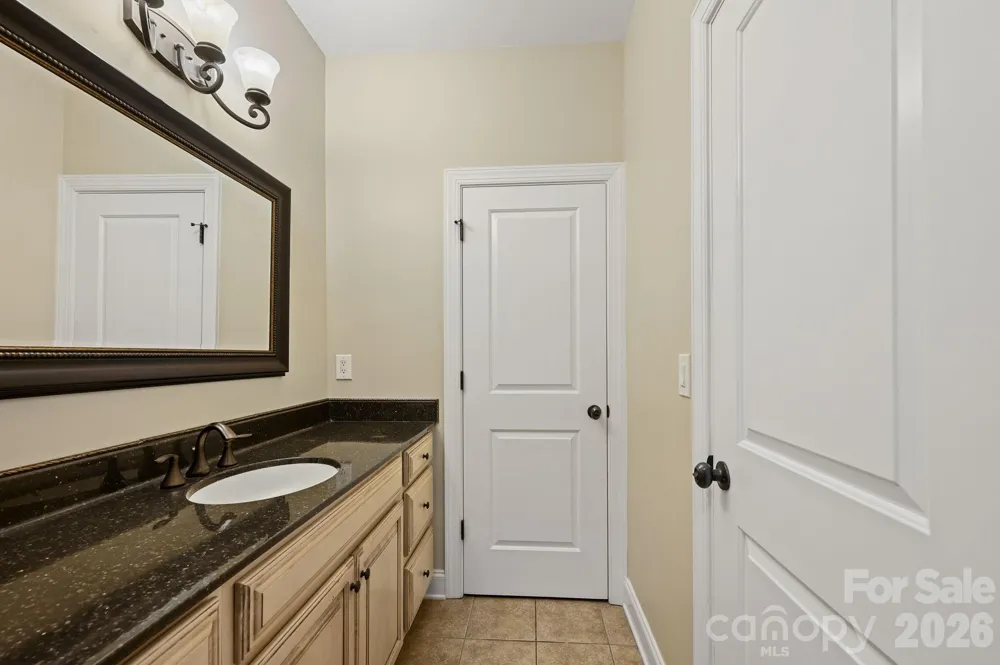 314 Woodland Drive Swannanoa, NC 28778