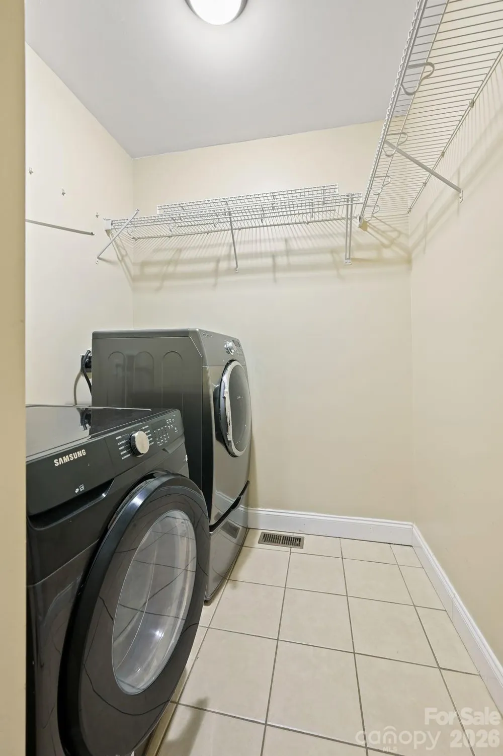 314 Woodland Drive Swannanoa, NC 28778