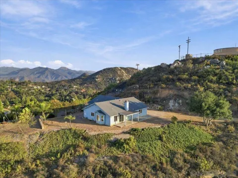 800 Alta Lane