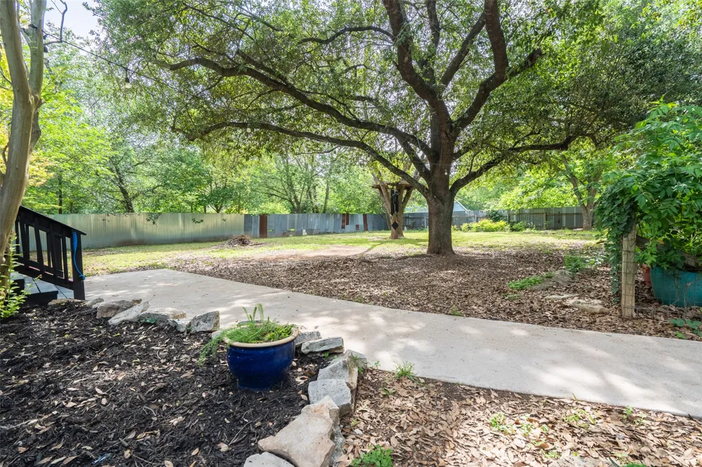 3209 River Road Cedar Creek, TX 78612